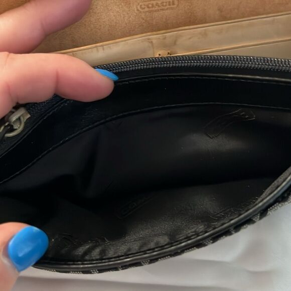 Coach Signature C Canvas SOHO buckle flap wallet black and gray Jacquard - Picture 14 of 16